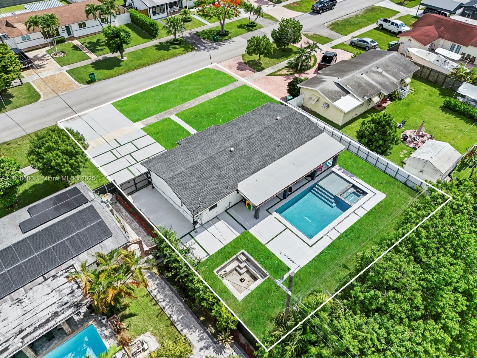 Miami, Florida, 33173, United States, 3 Bedrooms Bedrooms, ,2 BathroomsBathrooms,Residential,For Sale,1857432