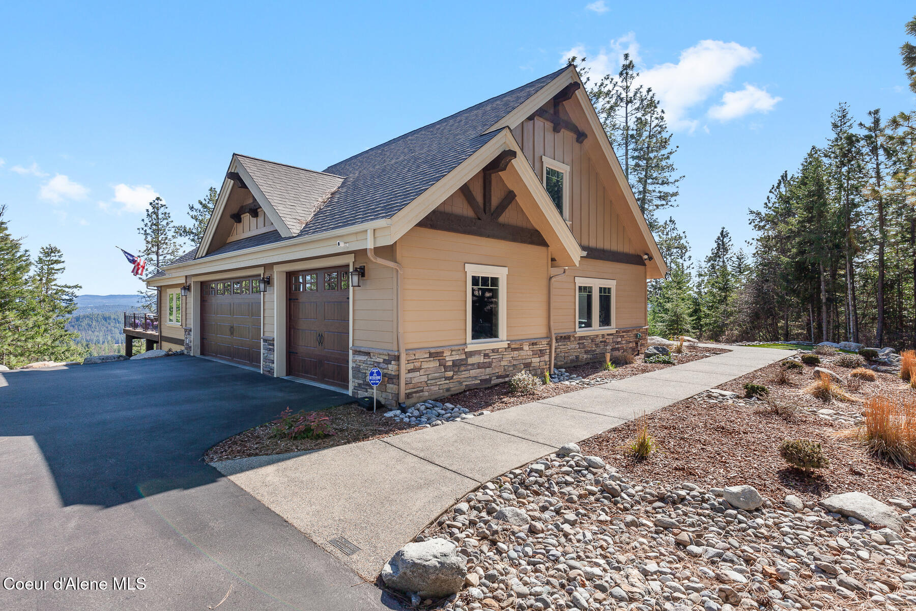 Coeur d'Alene, Idaho, 83814, United States, 5 Bedrooms Bedrooms, ,5 BathroomsBathrooms,Residential,For Sale,1763512