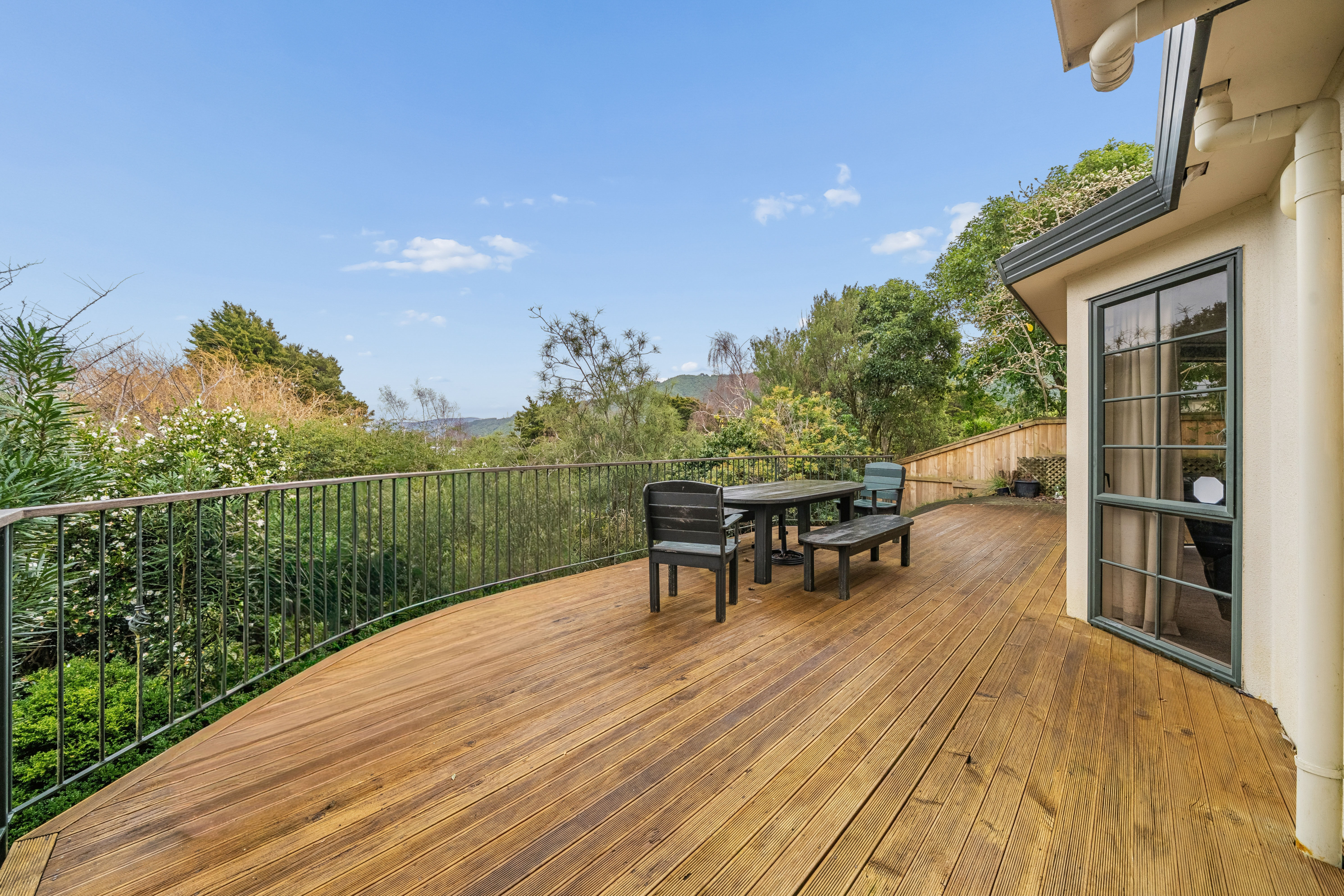  29 Clearwater Terrace, Brown Owl, Upper Hutt - 物件實景