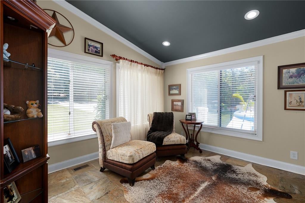 Calhoun, Georgia, 30701, United States, 3 Bedrooms Bedrooms, ,3 BathroomsBathrooms,Residential,For Sale,1980675