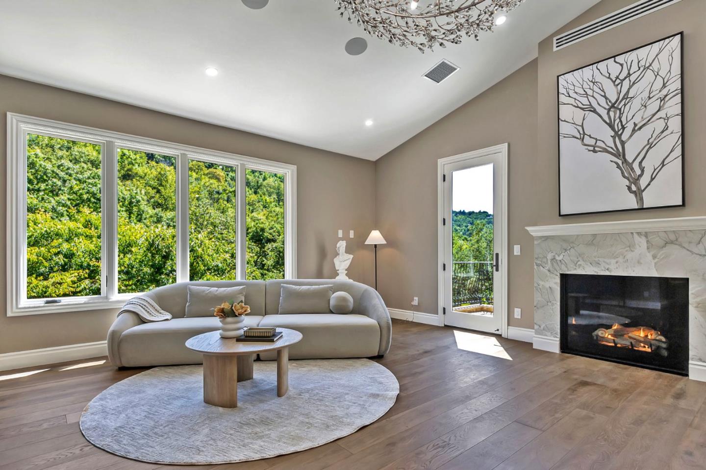 Los Gatos, California, 95032, United States, 8 Bedrooms Bedrooms, ,11 BathroomsBathrooms,Residential,For Sale,1855941