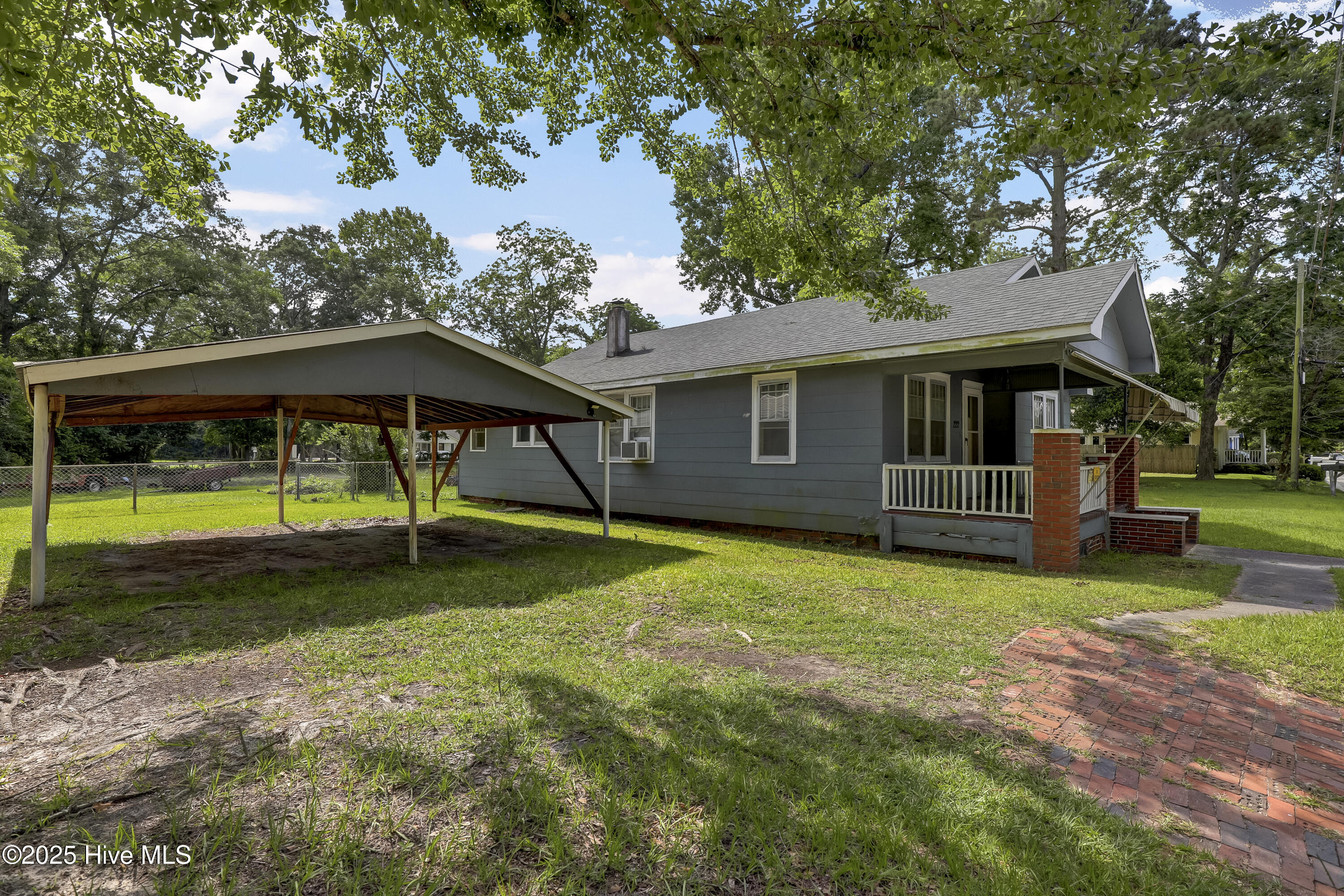 Wilmington, North Carolina, 28405, United States, 3 Bedrooms Bedrooms, ,1 BathroomBathrooms,Residential,For Sale,1866331