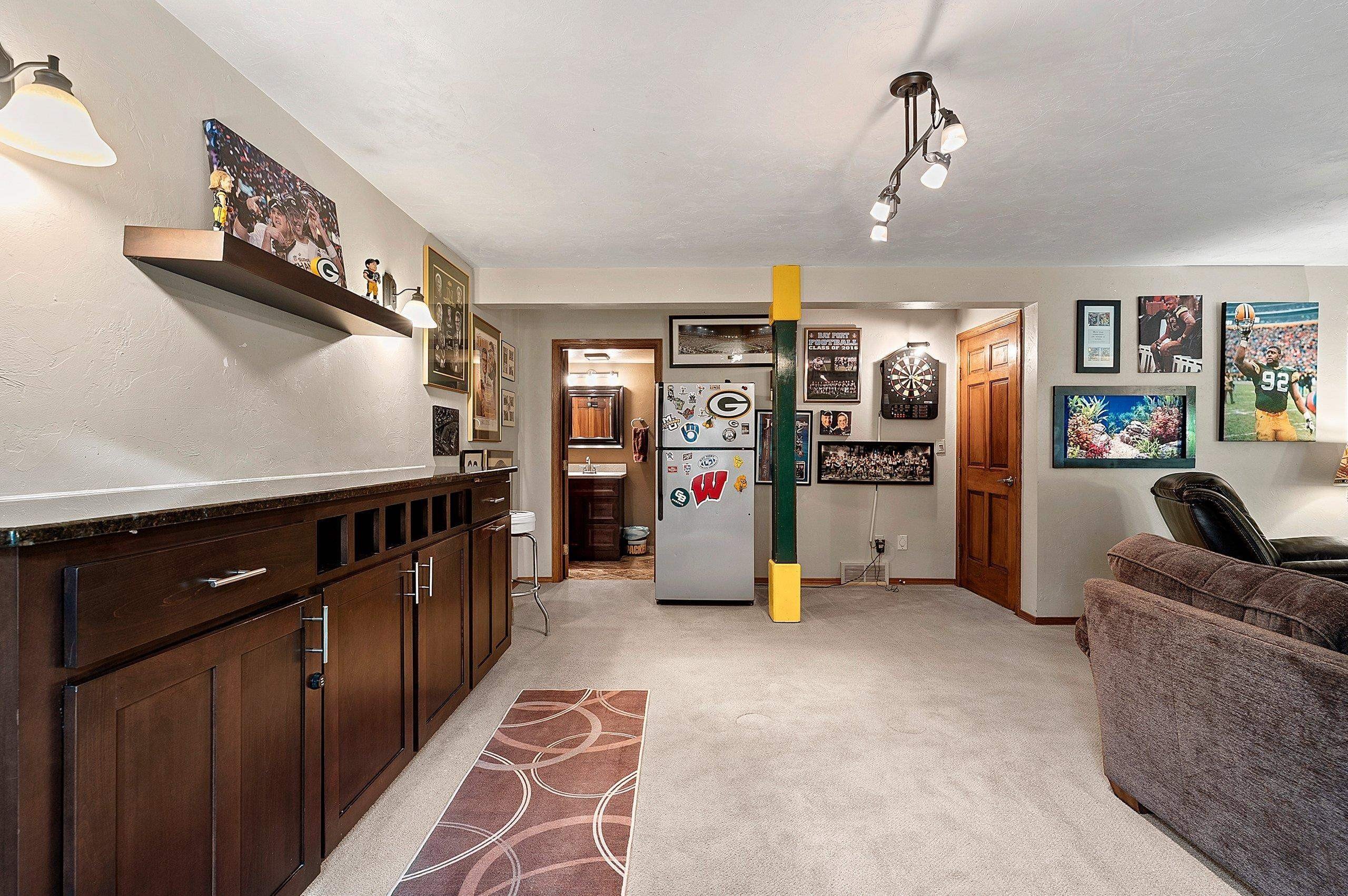 GREEN BAY, Wisconsin, 54313-8600, United States, 3 Bedrooms Bedrooms, ,4 BathroomsBathrooms,Residential,For Sale,2009732