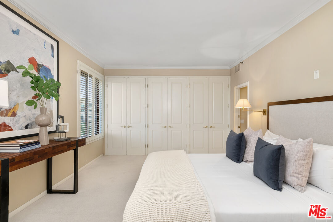 Los Angeles, California, 90024, United States, 2 Bedrooms Bedrooms, ,2 BathroomsBathrooms,Residential,For Sale,1917928