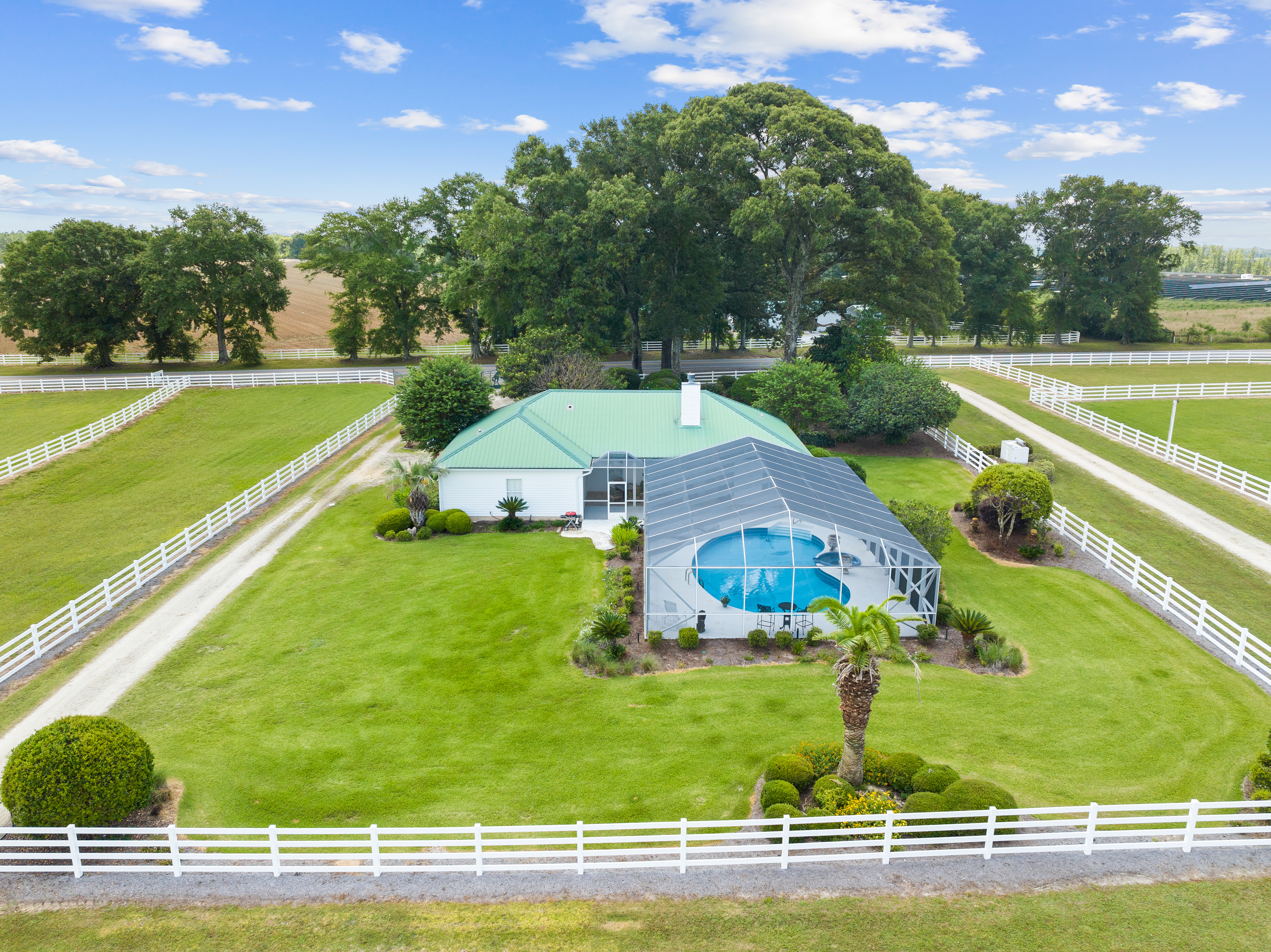  Horse Ranch With Immaculate Home And State-Of-The-Art Equestrian Facilities - 物件實景