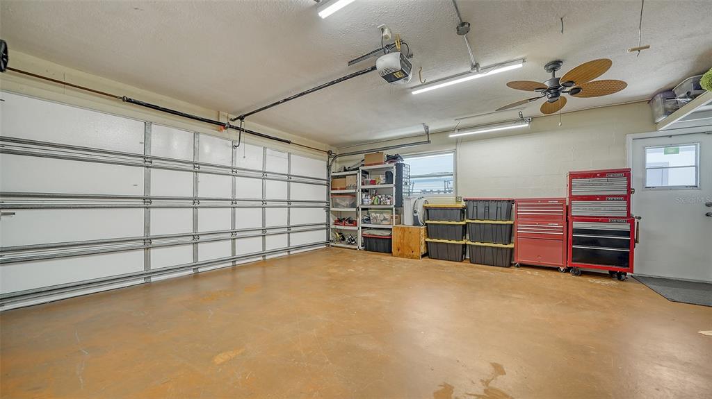 Sarasota, Florida, 34231, United States, 3 Bedrooms Bedrooms, ,2 BathroomsBathrooms,Residential,For Sale,1883466