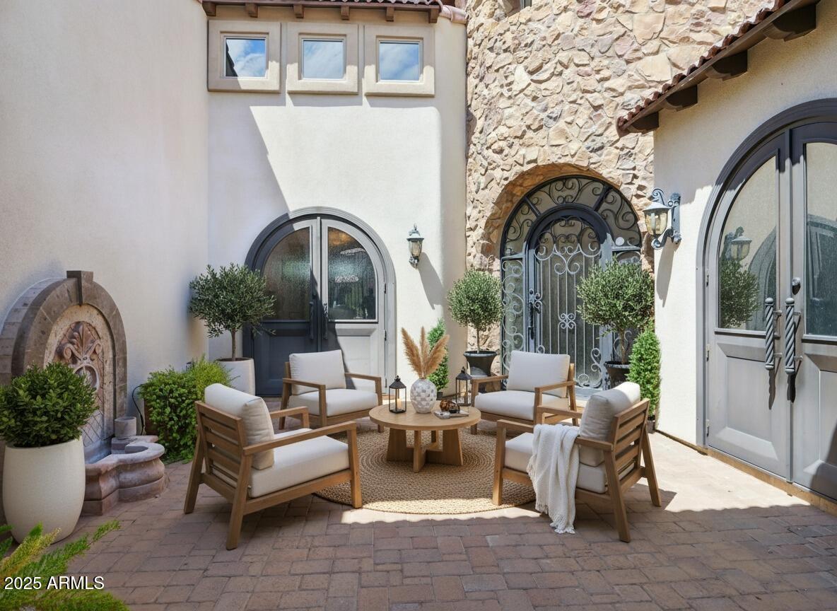 Chandler, Arizona, 85249, United States, 7 Bedrooms Bedrooms, ,8 BathroomsBathrooms,Residential,For Sale,1986072