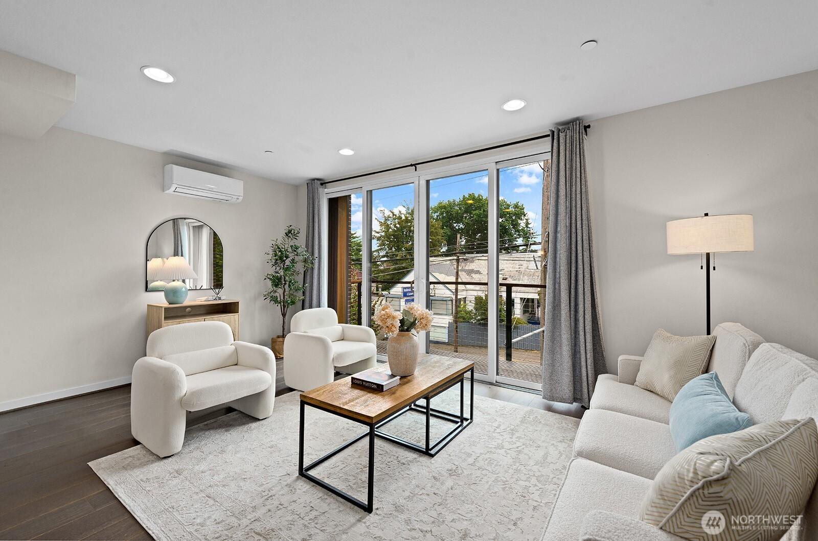 SEATTLE, Washington, 98115, United States, 2 Bedrooms Bedrooms, ,3 BathroomsBathrooms,Residential,For Sale,1918220