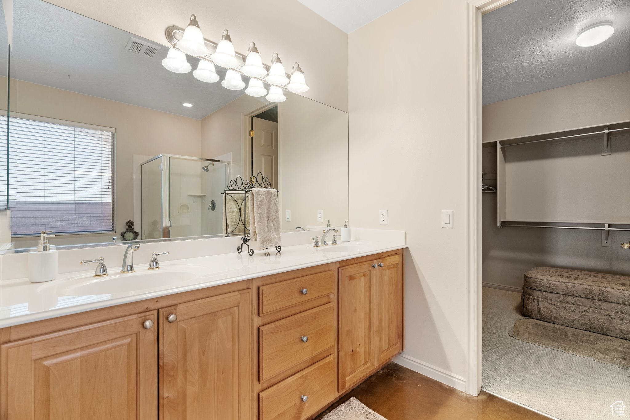 Washington, Utah, 84780, United States, 4 Bedrooms Bedrooms, ,3 BathroomsBathrooms,Residential,For Sale,1696576