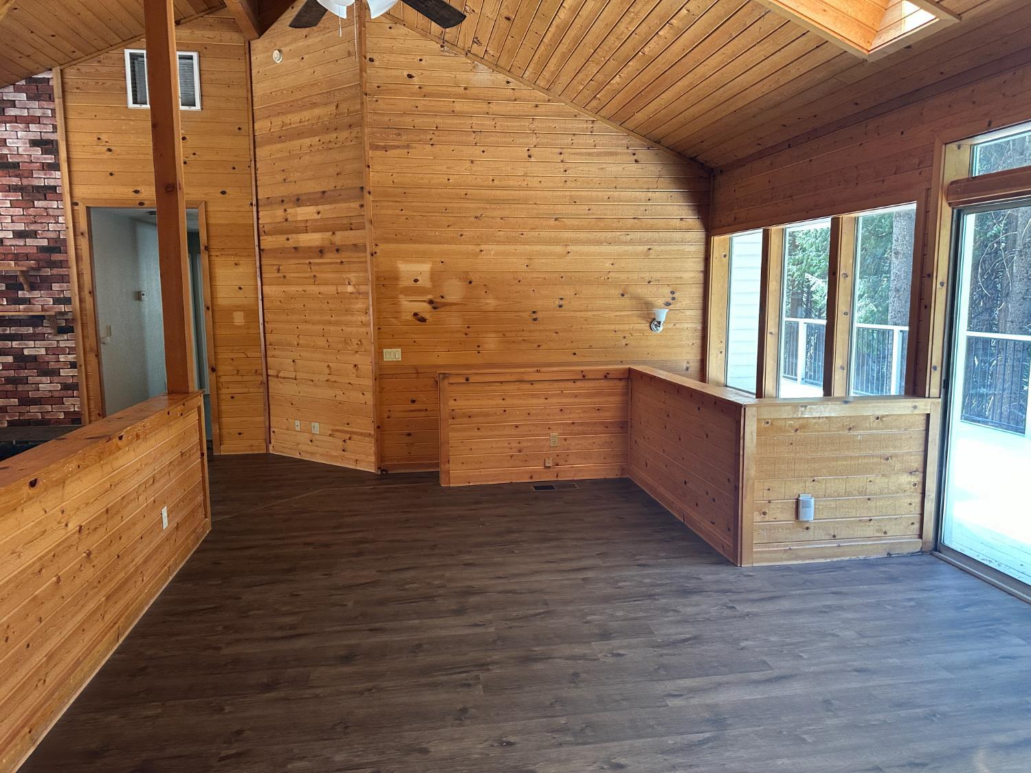 Pollock Pines, California, 95726, United States, 3 Bedrooms Bedrooms, ,3 BathroomsBathrooms,Residential,For Sale,1976360