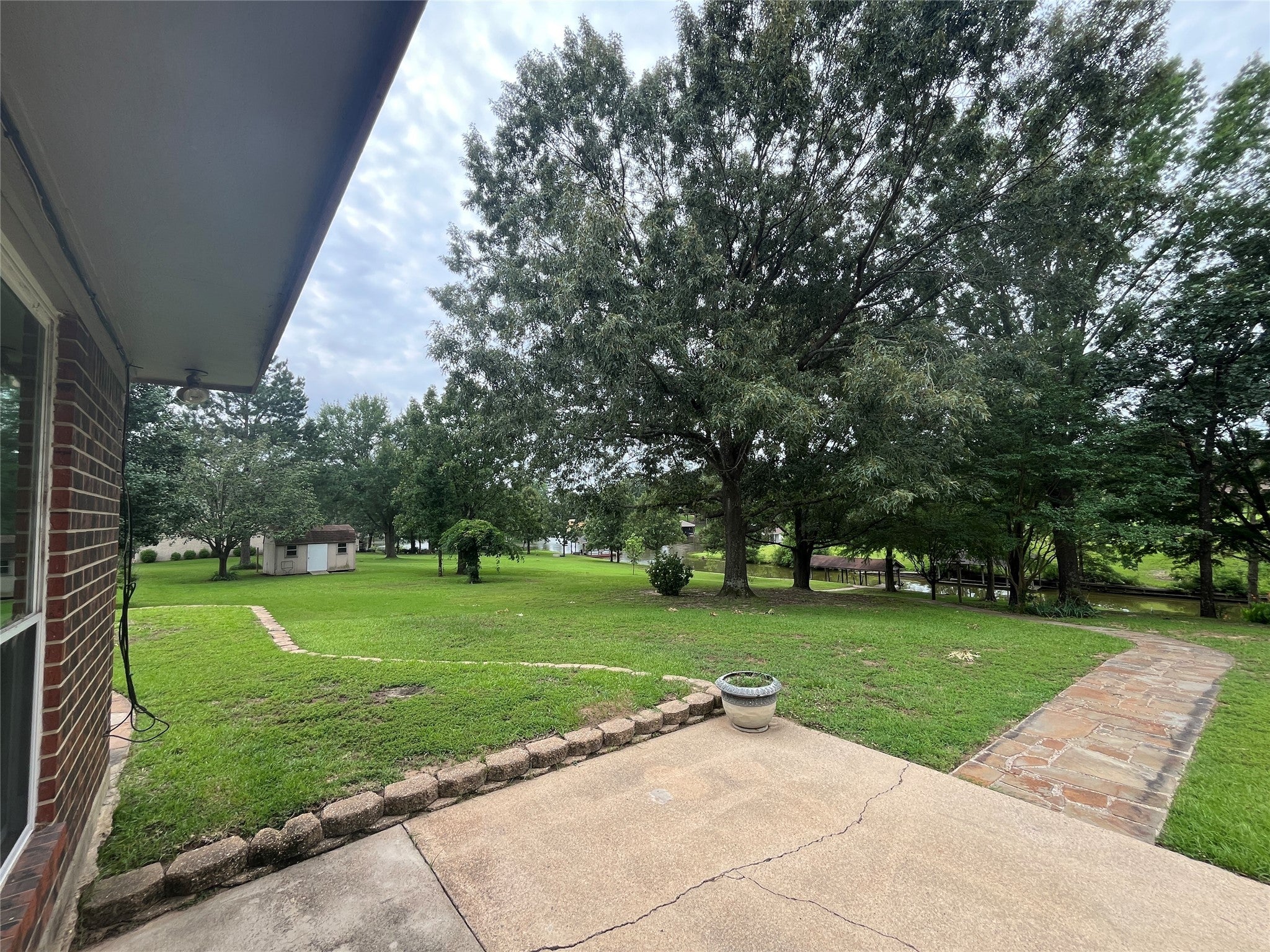 Pittsburg, Texas, 75686, United States, 3 Bedrooms Bedrooms, ,2 BathroomsBathrooms,Residential,For Sale,1850208