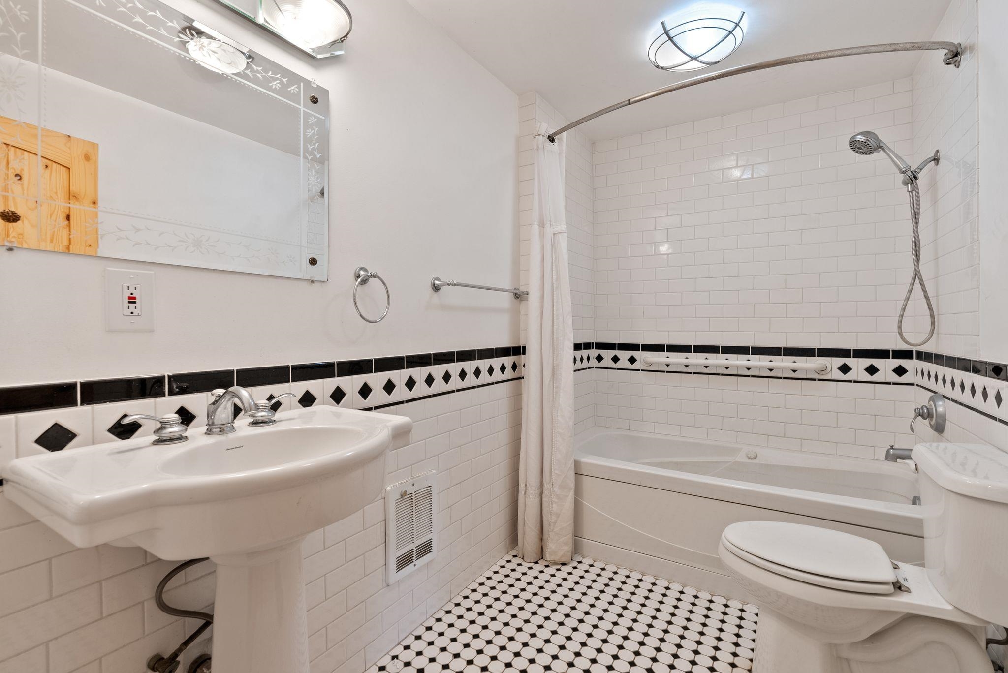 Valley, Washington, 99181, United States, 3 Bedrooms Bedrooms, ,2 BathroomsBathrooms,Residential,For Sale,1901160