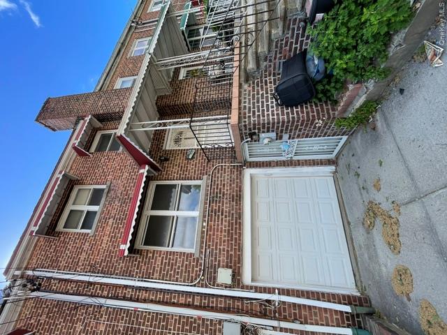 Bronx, New York, 10469, United States, 3 Bedrooms Bedrooms, ,3 BathroomsBathrooms,Residential,For Sale,2048329