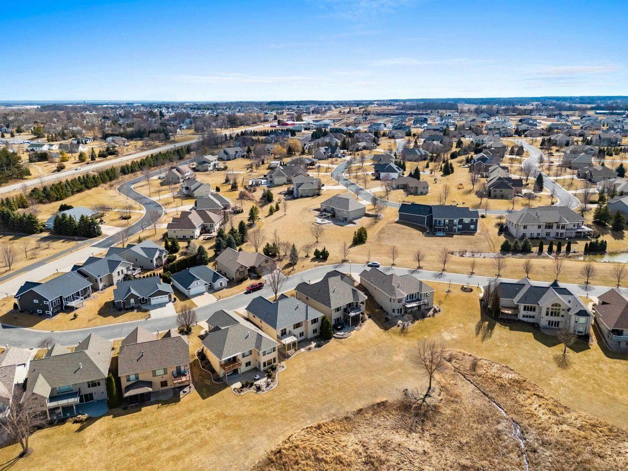 GREENVILLE, Wisconsin, 54942, United States, 3 Bedrooms Bedrooms, ,3 BathroomsBathrooms,Residential,For Sale,1744997