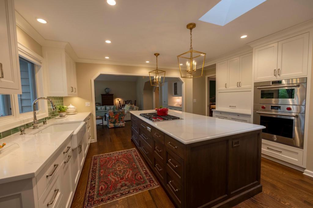 Mendota Heights, Minnesota, 55118, United States, 4 Bedrooms Bedrooms, ,3 BathroomsBathrooms,Residential,For Sale,1836960