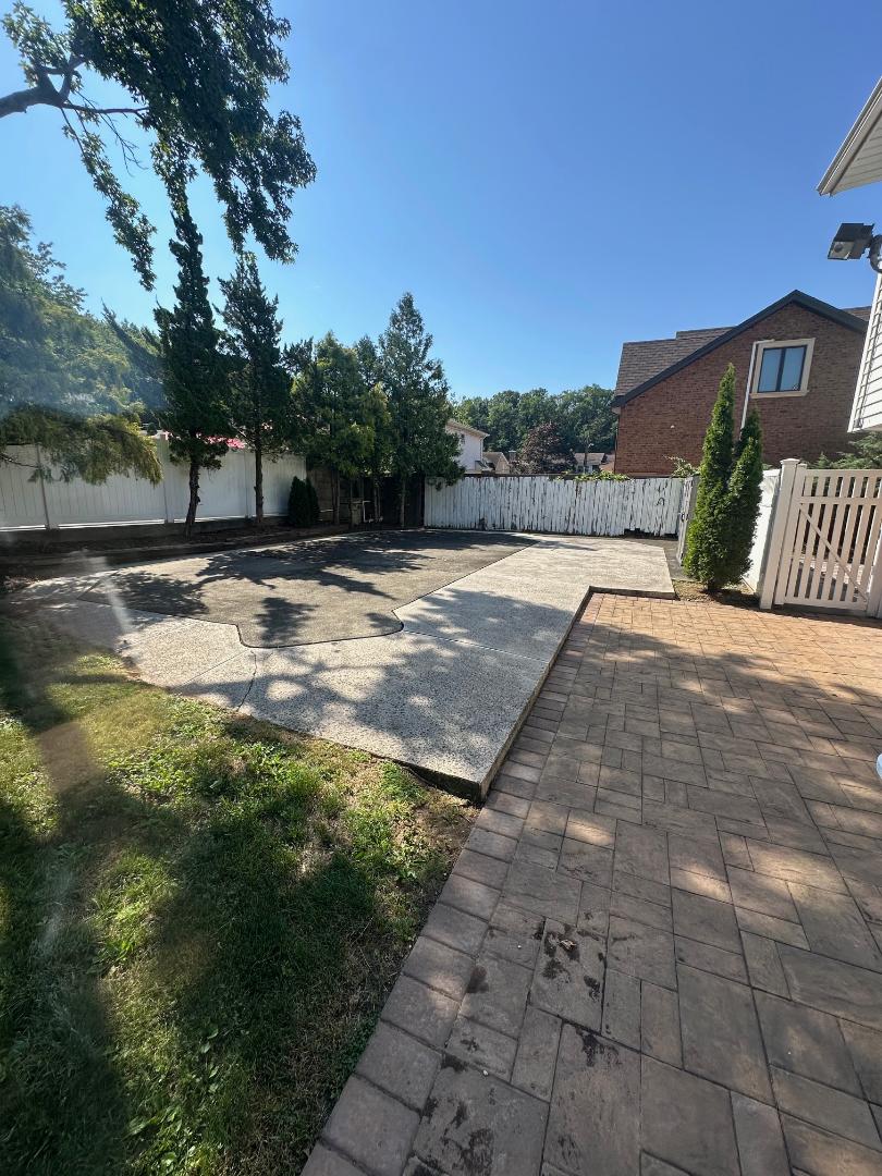 Staten Island, New York, 10314, United States, 4 Bedrooms Bedrooms, ,2 BathroomsBathrooms,Residential,For Sale,1914334