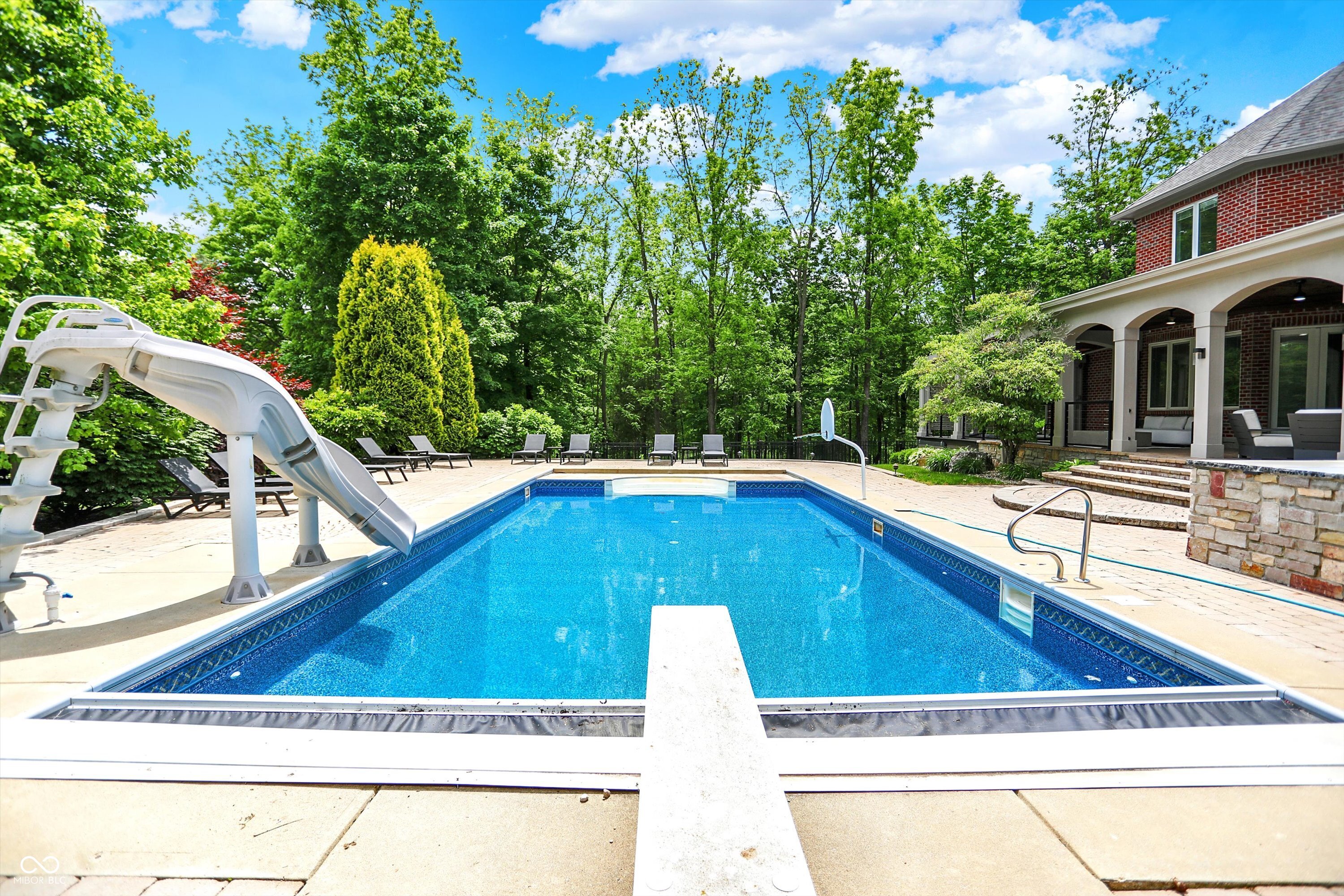 Noblesville, Indiana, 46062, United States, 6 Bedrooms Bedrooms, ,9 BathroomsBathrooms,Residential,For Sale,1979033