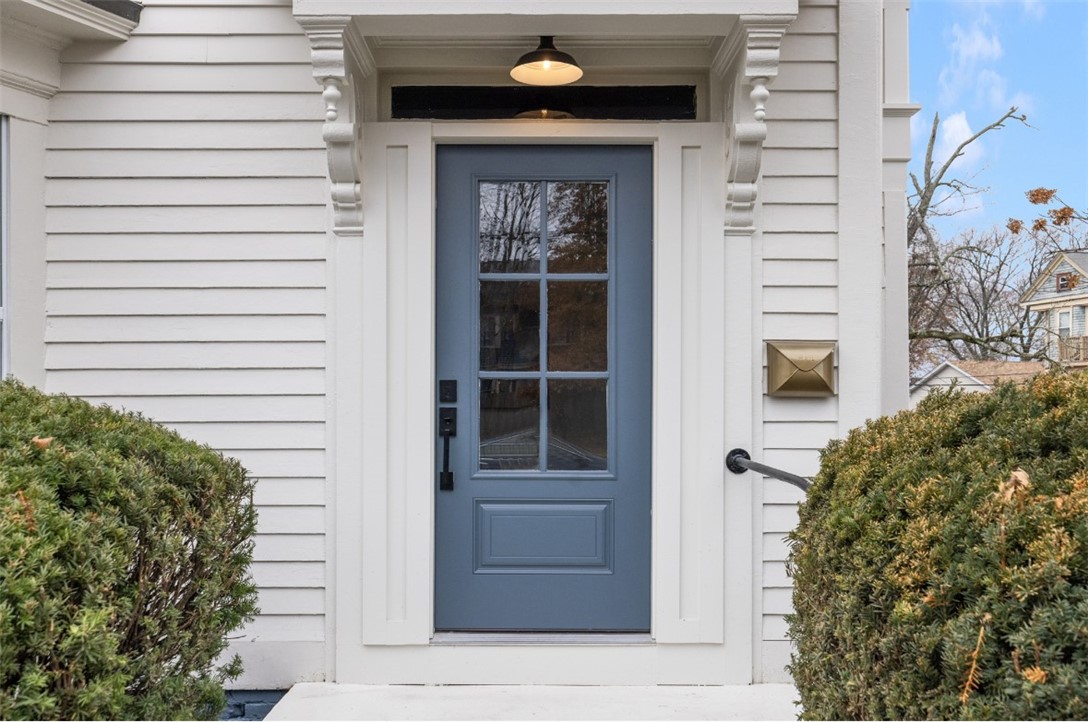 Providence, Rhode Island, 02906, United States, 4 Bedrooms Bedrooms, ,3 BathroomsBathrooms,Residential,For Sale,2000576