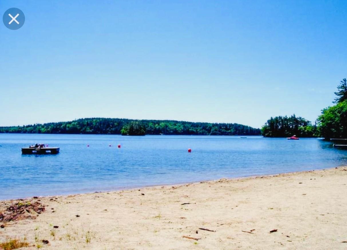 Holderness, New Hampshire, 03245, United States, 3 Bedrooms Bedrooms, ,2 BathroomsBathrooms,Residential,For Sale,1918284