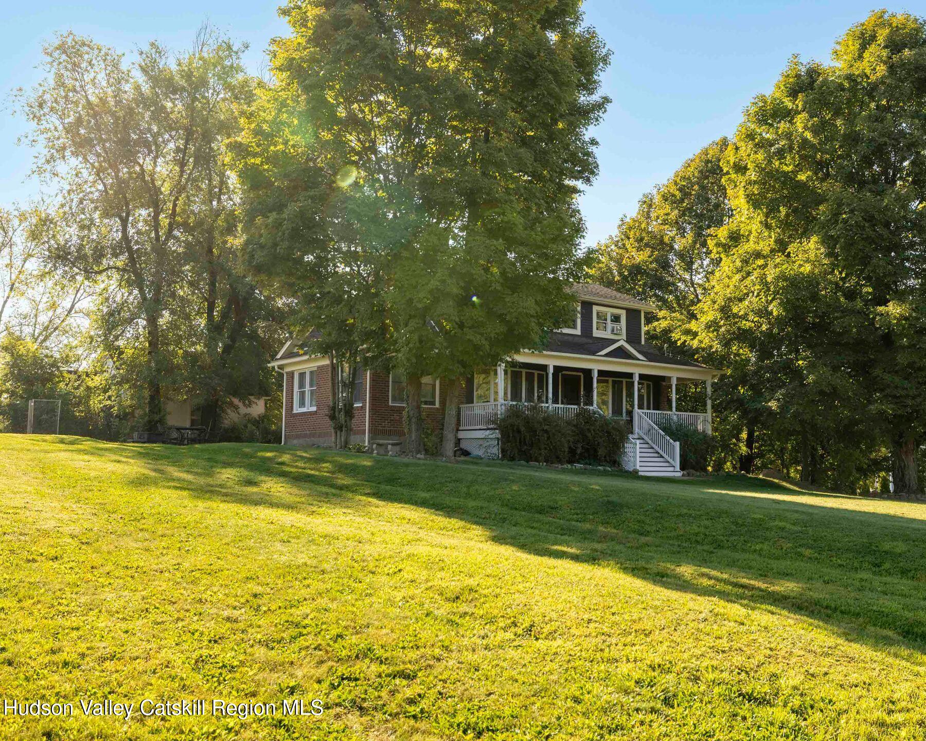 Highland, New York, 12528, United States, 4 Bedrooms Bedrooms, ,2 BathroomsBathrooms,Residential,For Sale,1942160