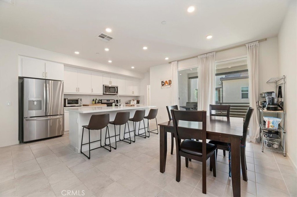 Rancho Cucamonga, California, 91730, United States, 3 Bedrooms Bedrooms, ,4 BathroomsBathrooms,Residential,For Sale,1787192