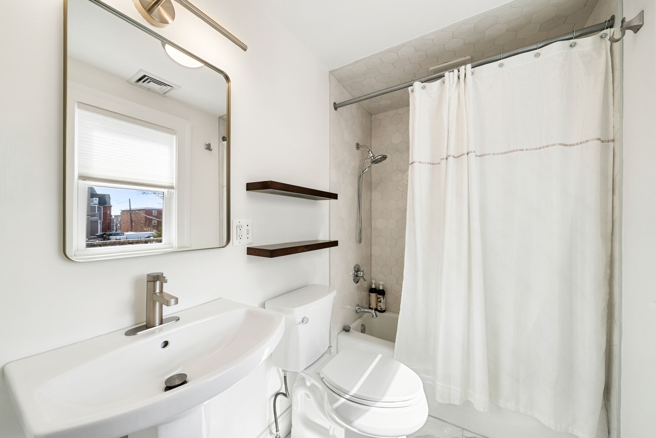  25 Fenwick Street, Somerville, MA, 02145 - 物件實景