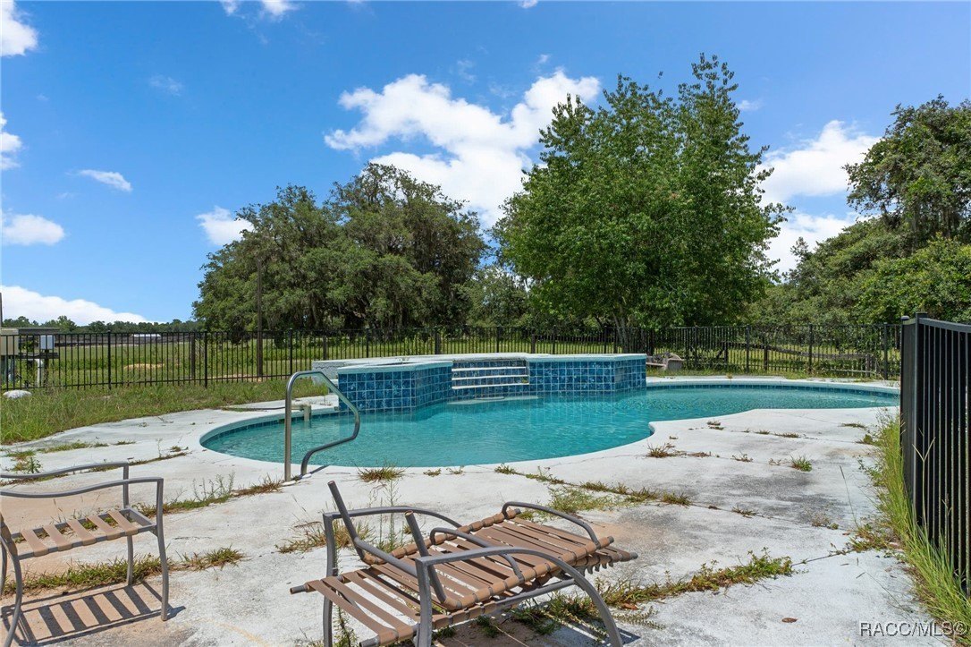 Inverness, Florida, 34453, United States, 6 Bedrooms Bedrooms, ,4 BathroomsBathrooms,Residential,For Sale,1975798