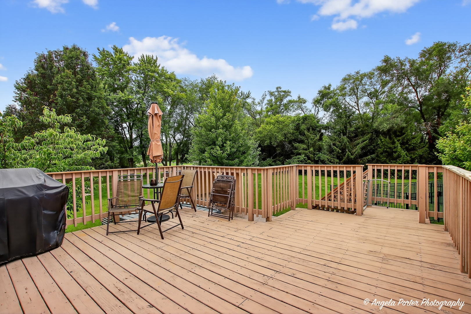 Mchenry, Illinois, 60051, United States, 4 Bedrooms Bedrooms, ,4 BathroomsBathrooms,Residential,For Sale,1916505