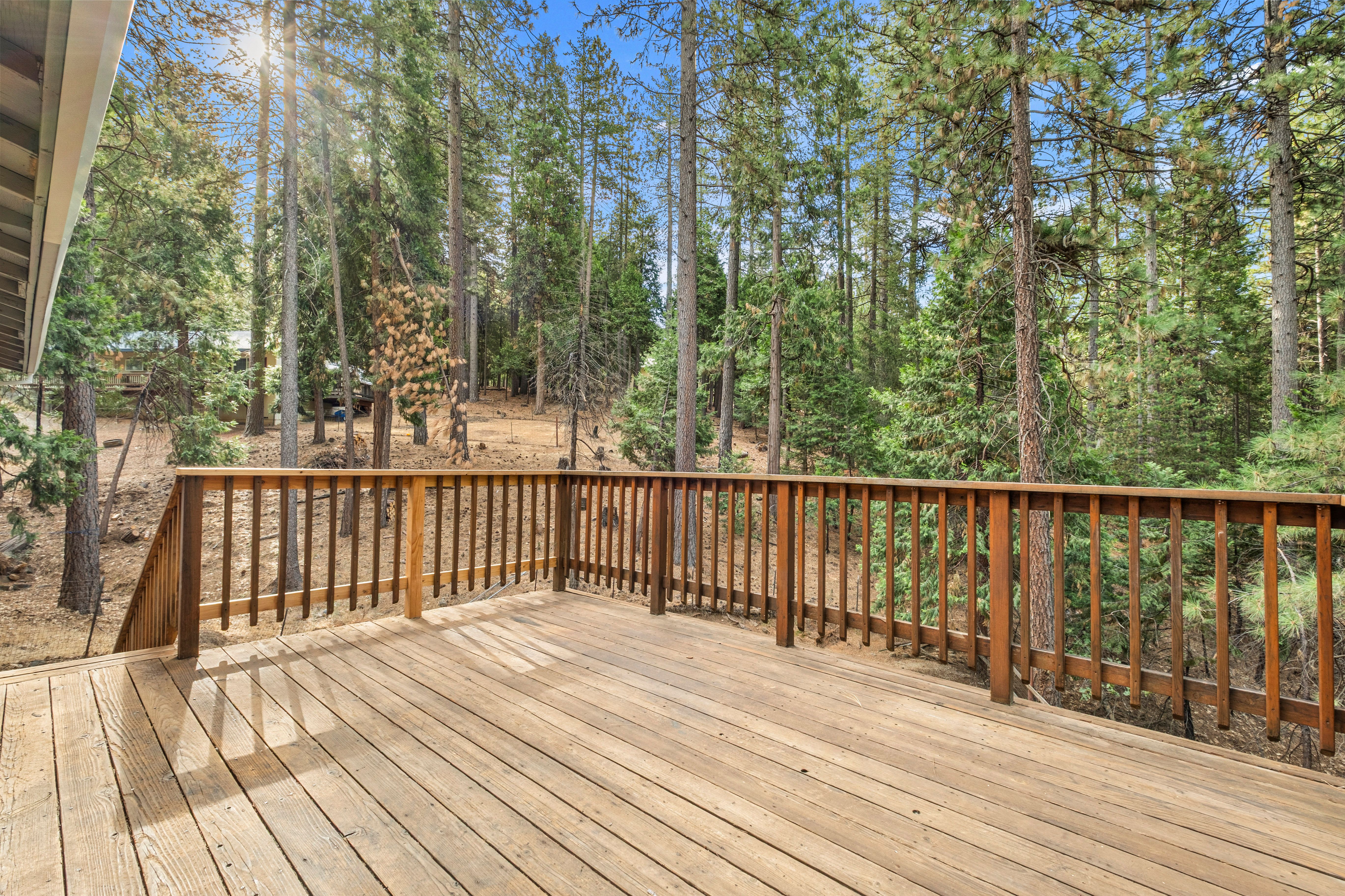  5648 Sierra Springs Drive, Pollock Pines, CA 95726 - 物件實景