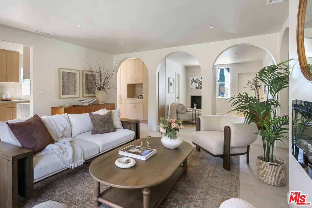 Los Angeles, California, 90065, United States, 4 Bedrooms Bedrooms, ,5 BathroomsBathrooms,Residential,For Sale,2002070