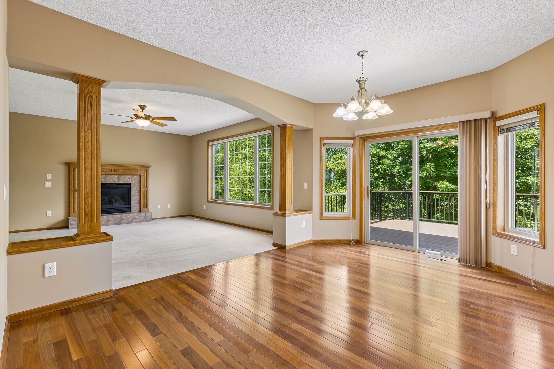  Meticulously Maintained Executive Home Near Parks and Trails - 物件實景