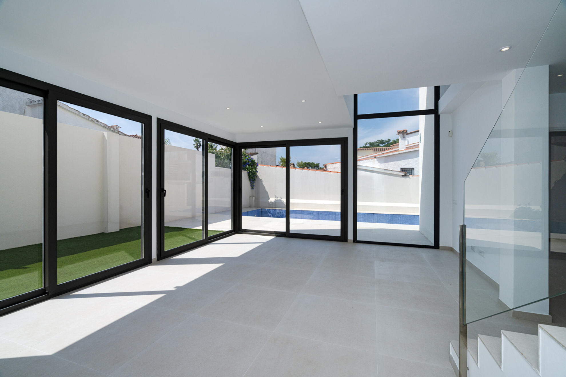  Modern semi-detached house in Requesens - Empuriabrava - 物件實景