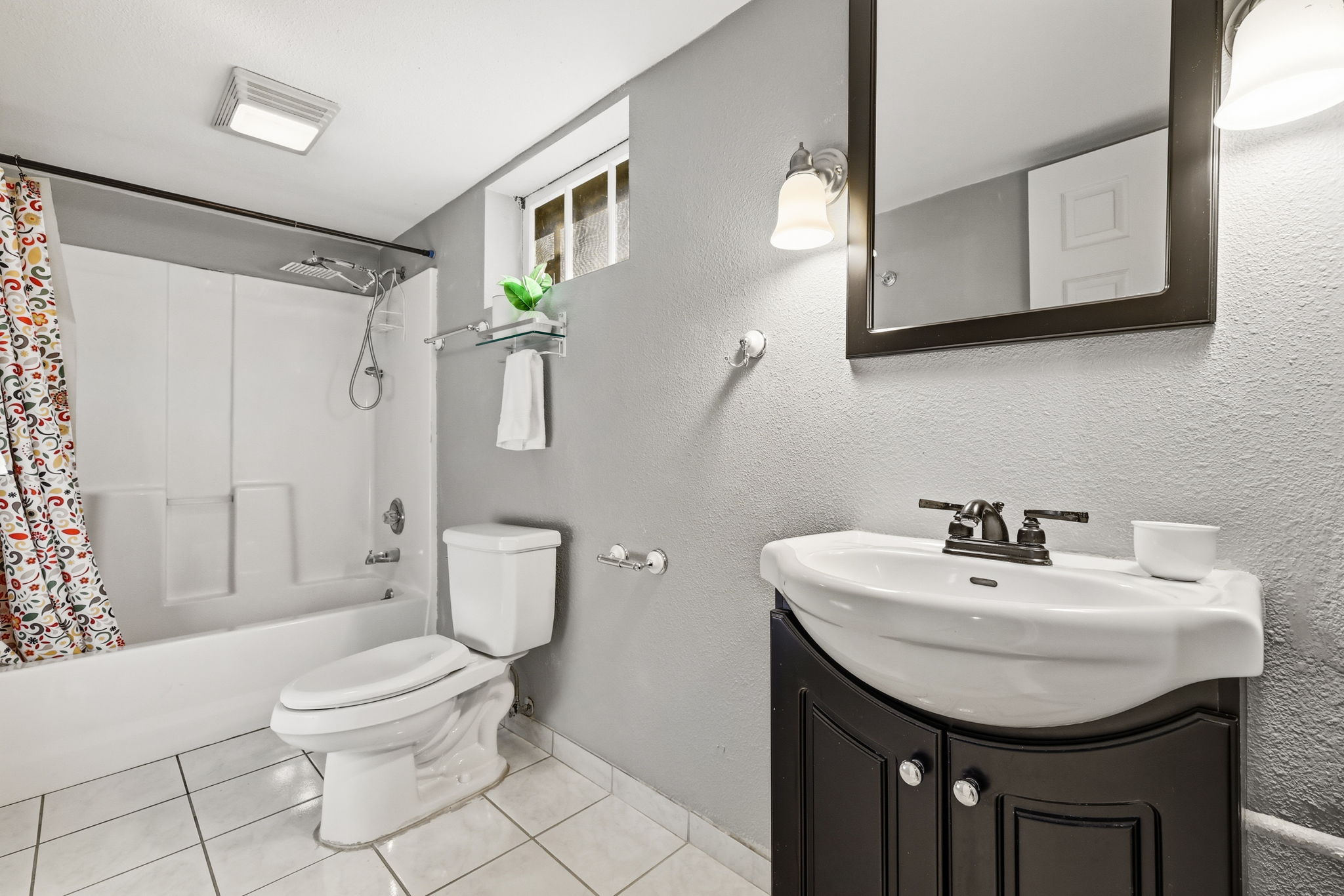  8257 Interlake Ave N, Seattle, WA 98103 - 物件實景