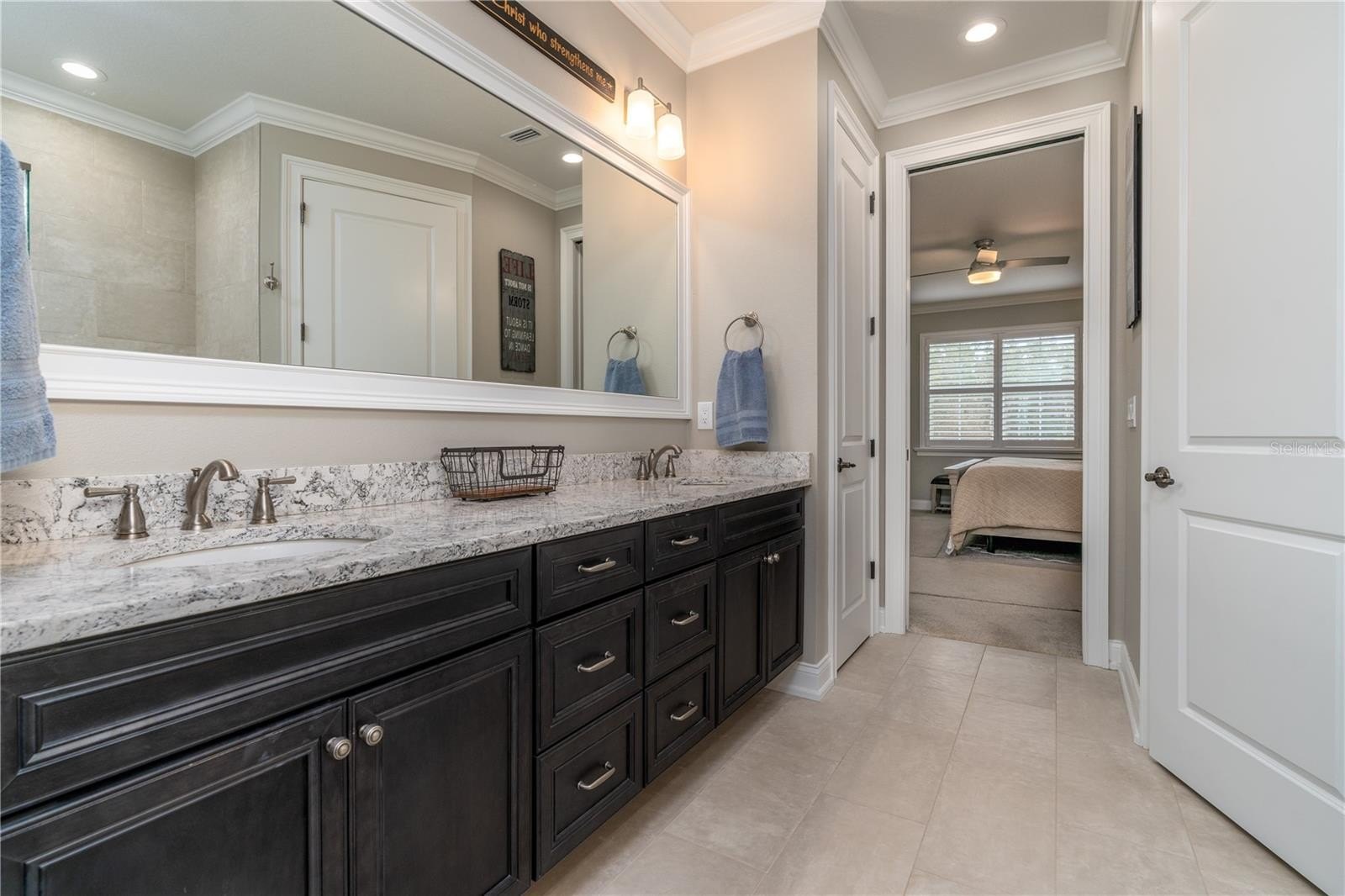 LAKELAND, Florida, 33810, United States, 3 Bedrooms Bedrooms, ,2 BathroomsBathrooms,Residential,For Sale,1978410