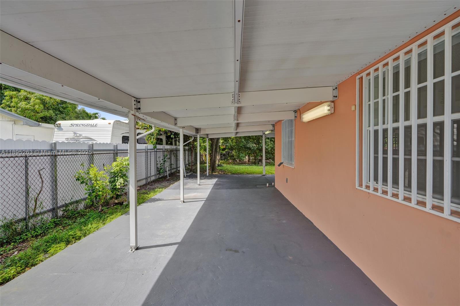 Miami, Florida, 33189, United States, 4 Bedrooms Bedrooms, ,2 BathroomsBathrooms,Residential,For Sale,1965129