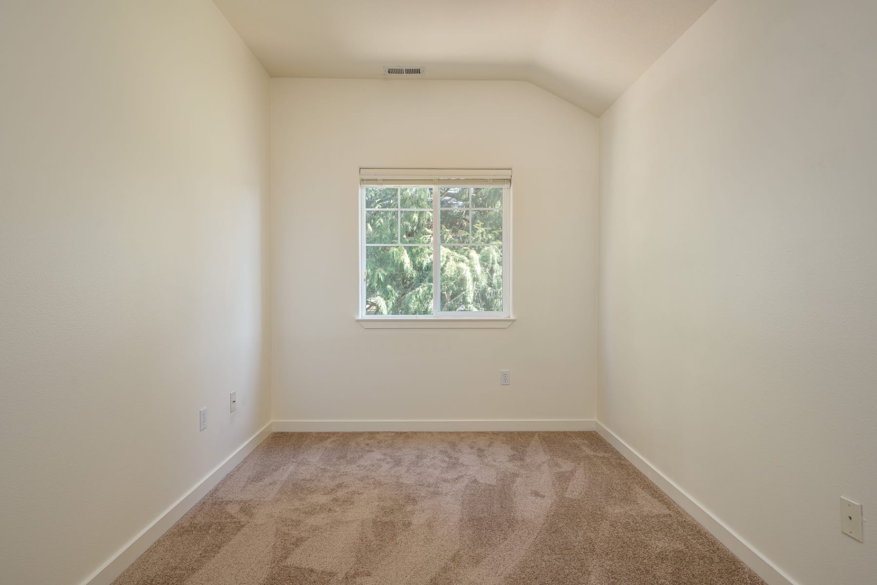  252 NW ELEVEN MILE AVE Gresham, OR 97030 - 物件實景