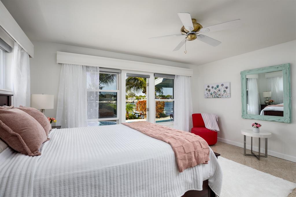 St Petersburg, Florida, 33705, United States, 3 Bedrooms Bedrooms, ,4 BathroomsBathrooms,Residential,For Sale,1793107
