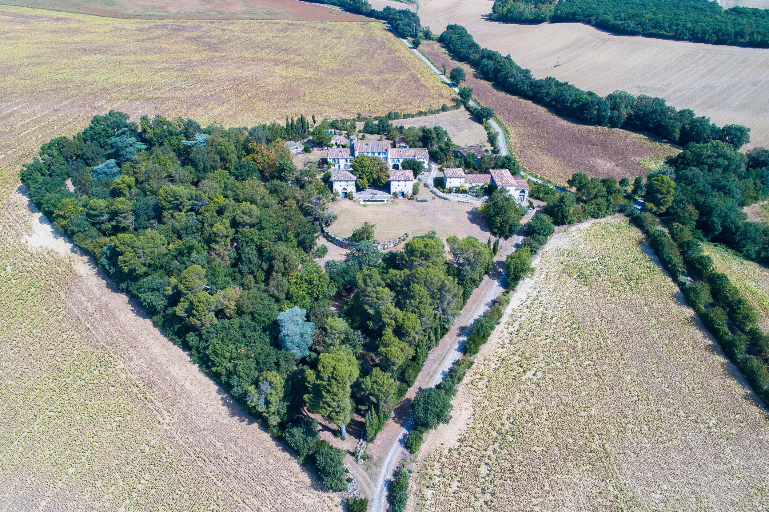  Very nice estate with chateau and outbuildings - 物件實景