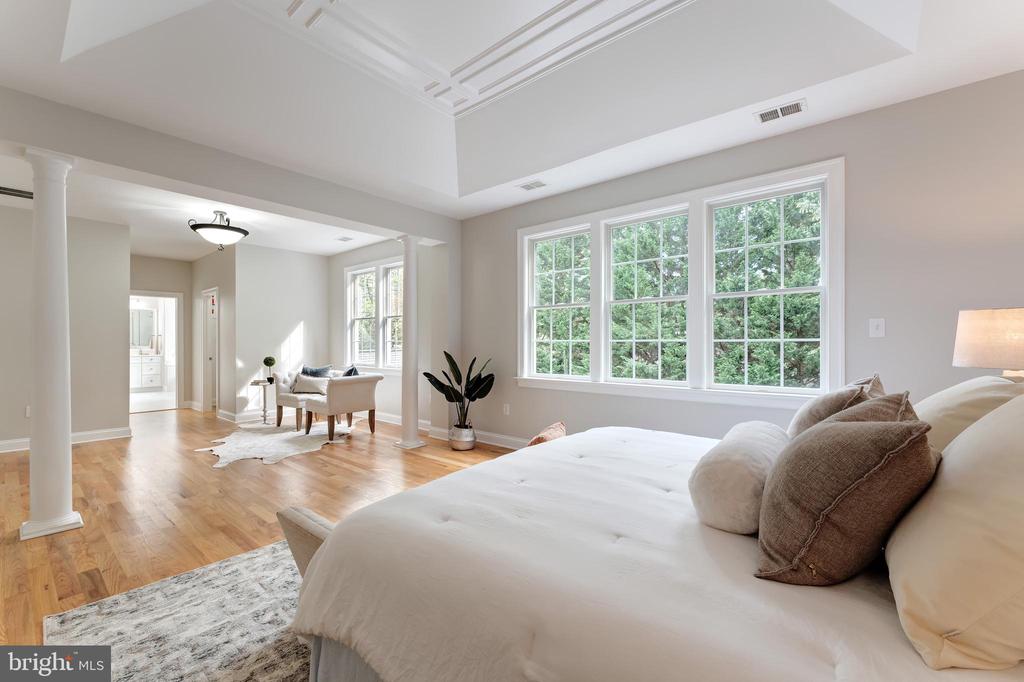 Fairfax, Virginia, 22033, United States, 6 Bedrooms Bedrooms, ,6 BathroomsBathrooms,Residential,For Sale,1973786