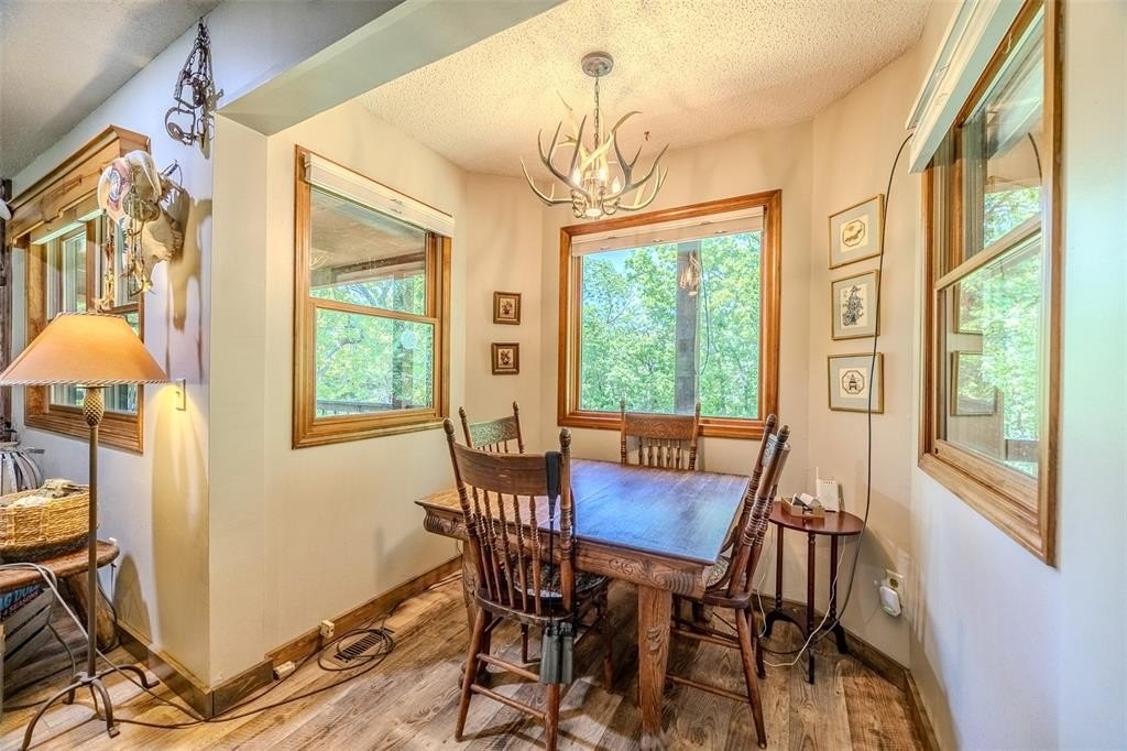 Urbana, Missouri, 65767, United States, 5 Bedrooms Bedrooms, ,4 BathroomsBathrooms,Residential,For Sale,1851017