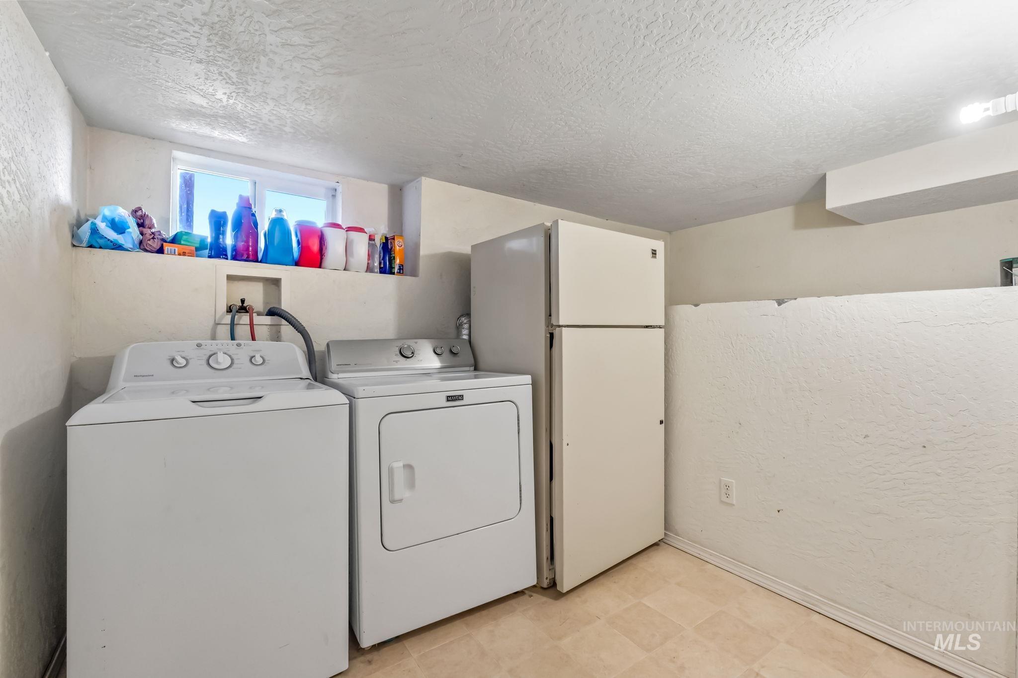 Homedale, Idaho, 83628, United States, 4 Bedrooms Bedrooms, ,2 BathroomsBathrooms,Residential,For Sale,1945003