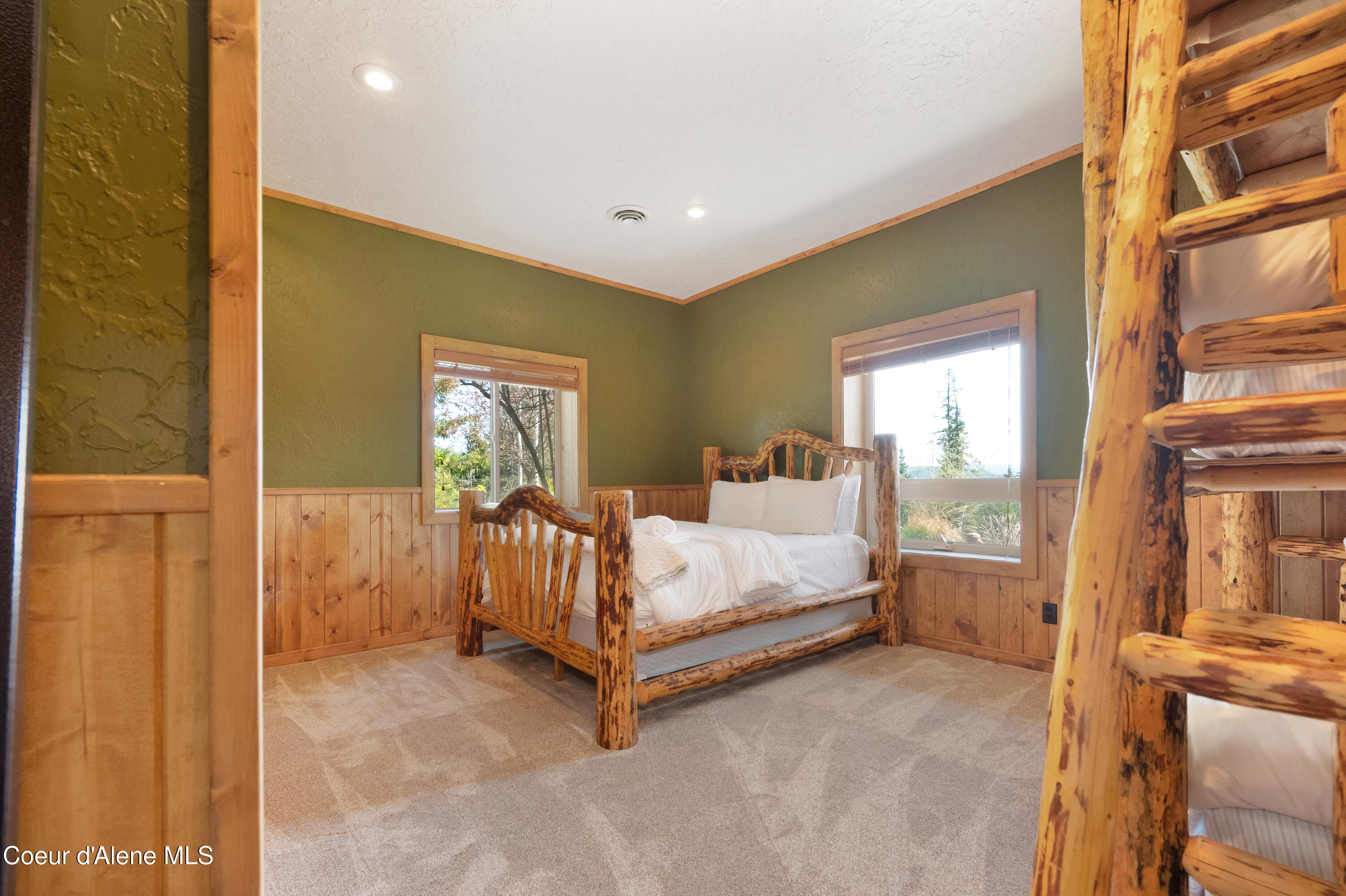 Kingston, Idaho, 83839, United States, 5 Bedrooms Bedrooms, ,Residential,For Sale,1989551