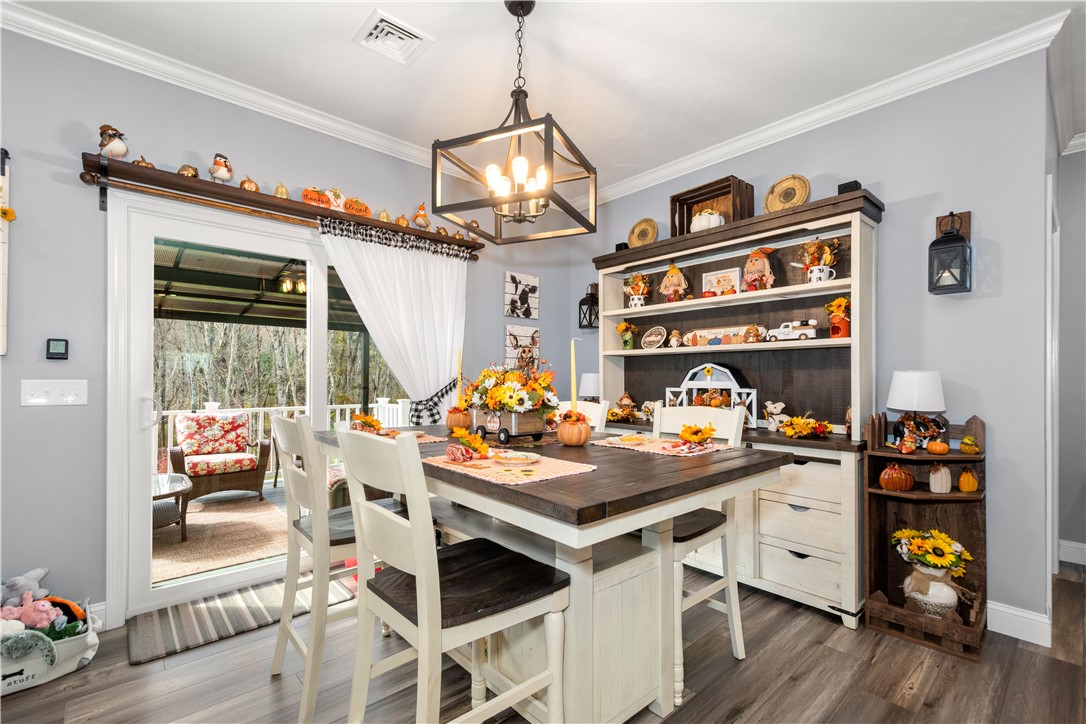 Burrillville, Rhode Island, 02858, United States, 3 Bedrooms Bedrooms, ,2 BathroomsBathrooms,Residential,For Sale,1991043