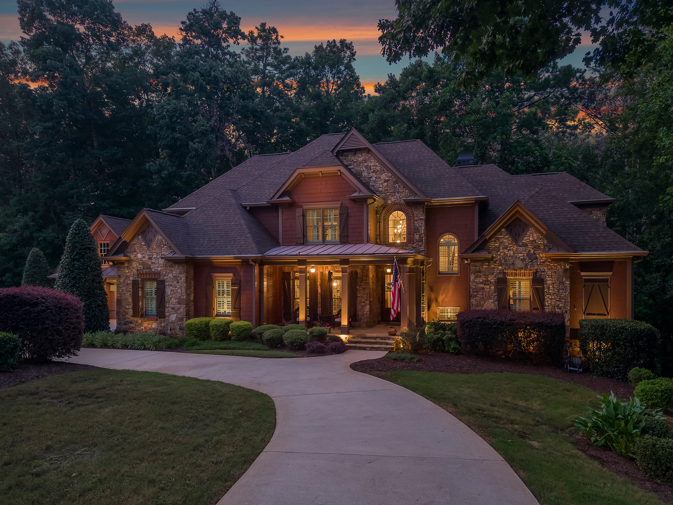  Timeless Craftsman Luxury with Unmatched Privacy in West Cobb - 物件實景