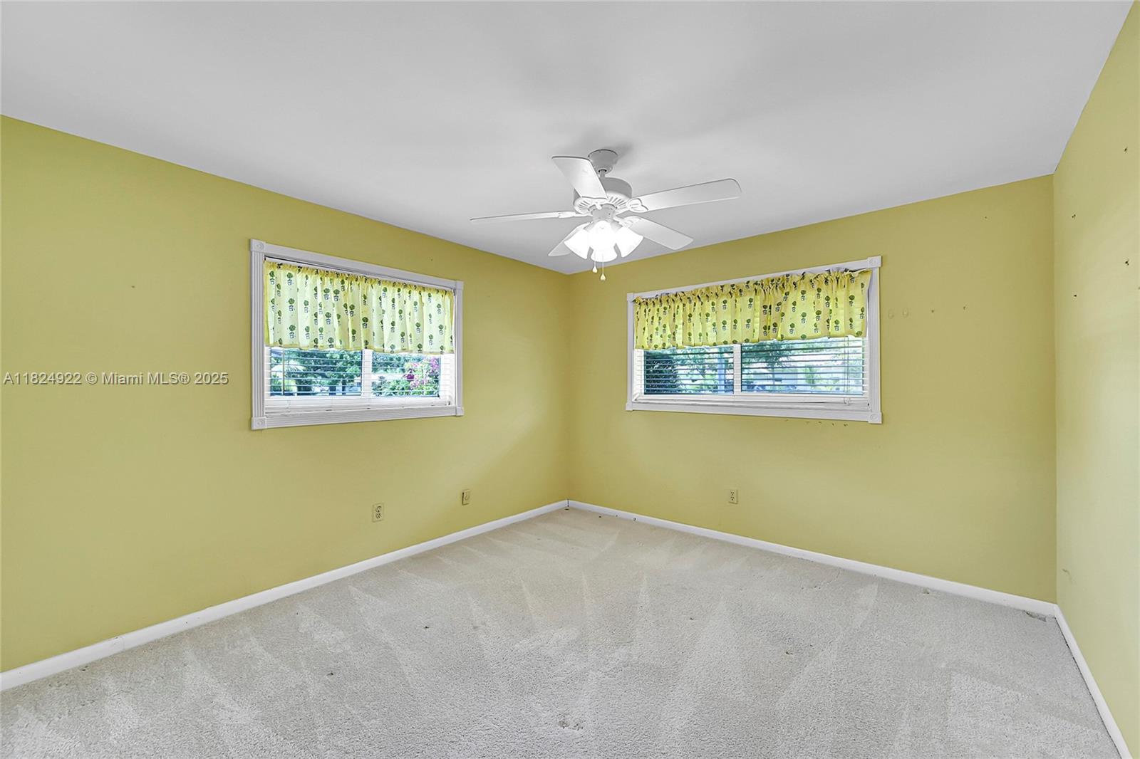 Coral Springs, Florida, 33065, United States, 4 Bedrooms Bedrooms, ,2 BathroomsBathrooms,Residential,For Sale,1866379