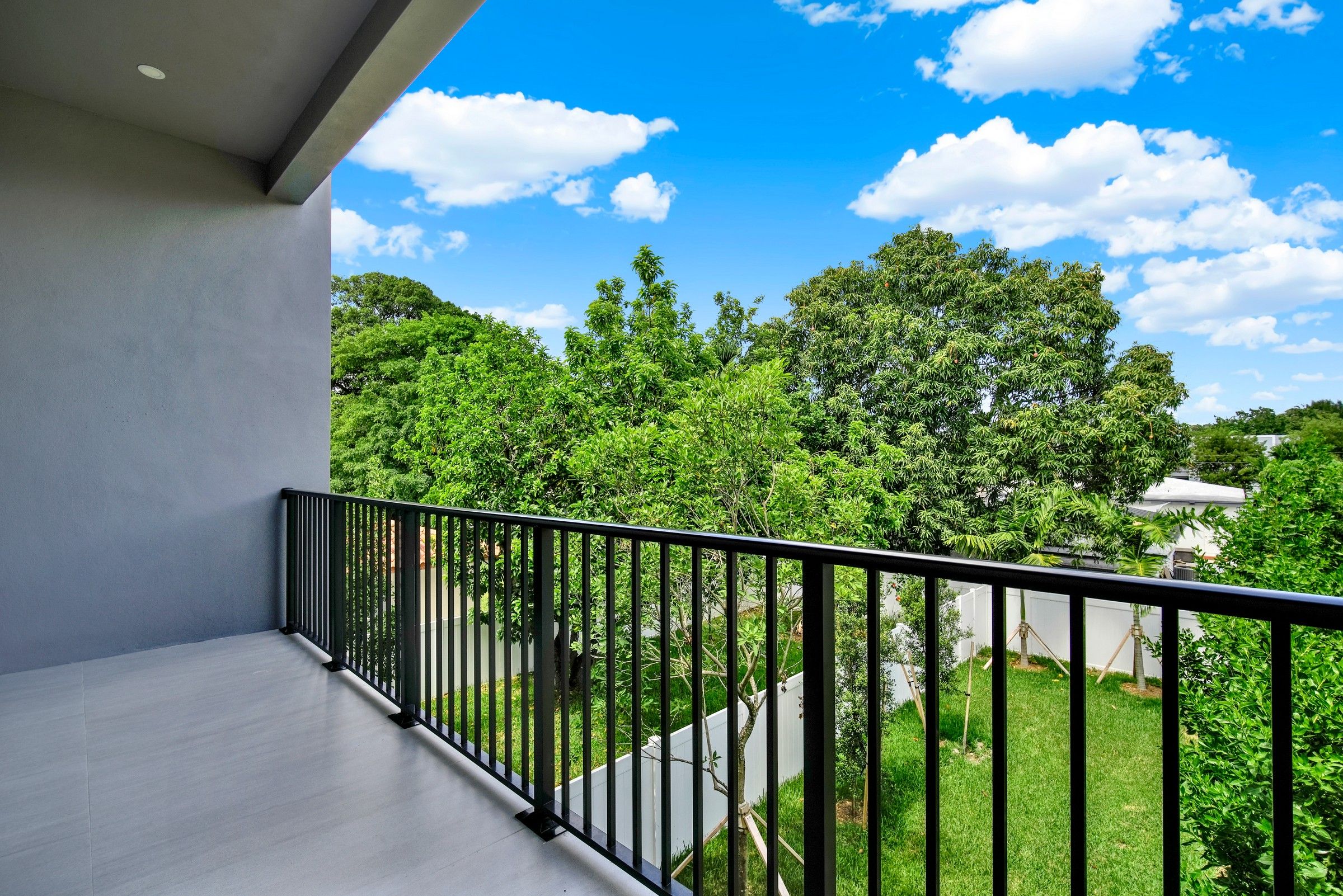  2889 Southwest 35th Avenue, Miami, FL 33133 - 物件實景