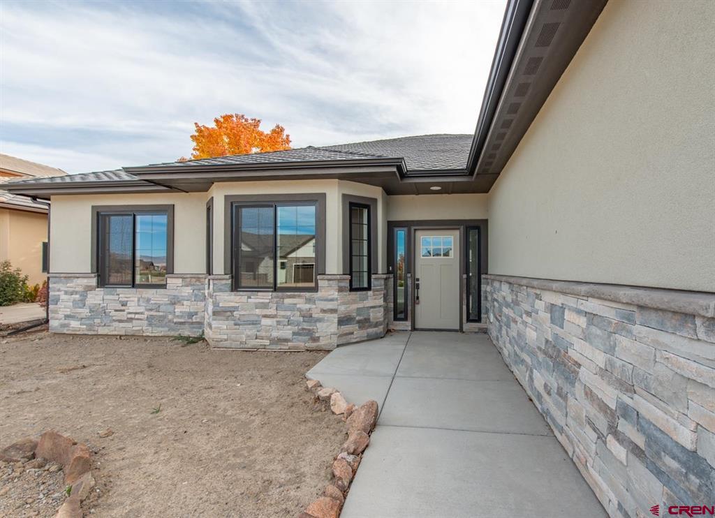 Montrose, Colorado, 81401, United States, 3 Bedrooms Bedrooms, ,2 BathroomsBathrooms,Residential,For Sale,1994283