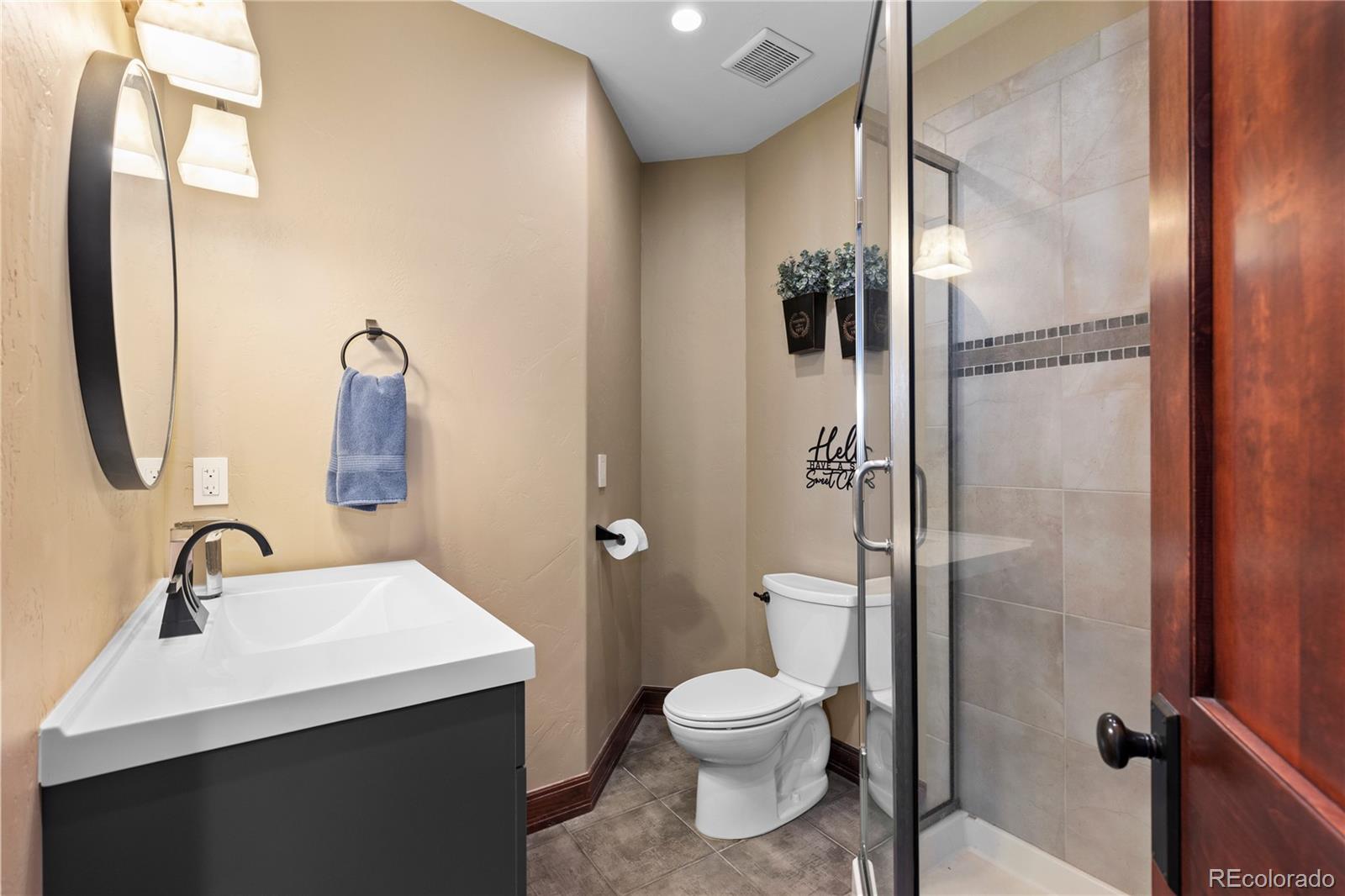 Castle Rock, Colorado, 80109, United States, 4 Bedrooms Bedrooms, ,4 BathroomsBathrooms,Residential,For Sale,2000422