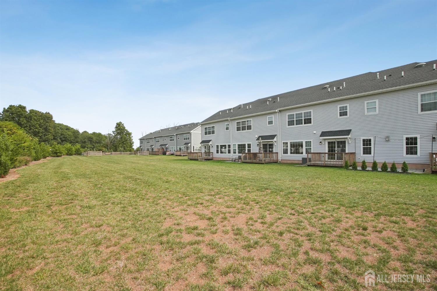 Franklin Twsp, New Jersey, 08873, United States, 2 Bedrooms Bedrooms, ,3 BathroomsBathrooms,Residential,For Sale,2003285