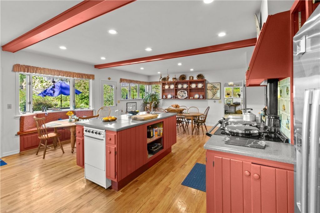 Walton, New York, 13856, United States, 4 Bedrooms Bedrooms, ,4 BathroomsBathrooms,Residential,For Sale,1947097